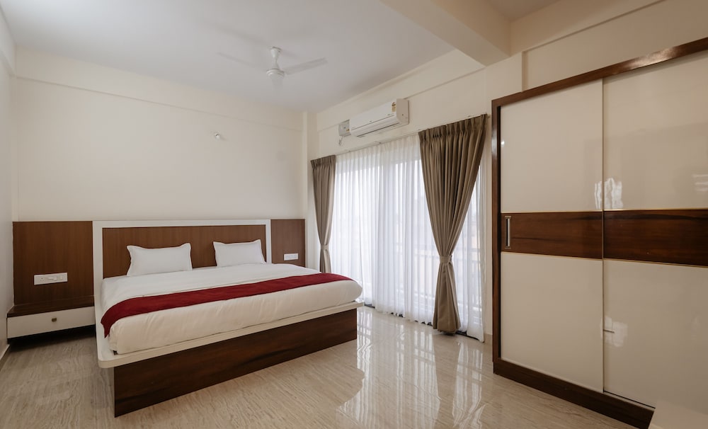 Deluxe Apartment