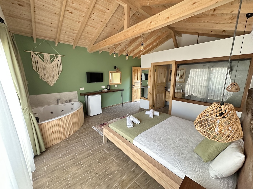Deluxe Double Room - Photo 4