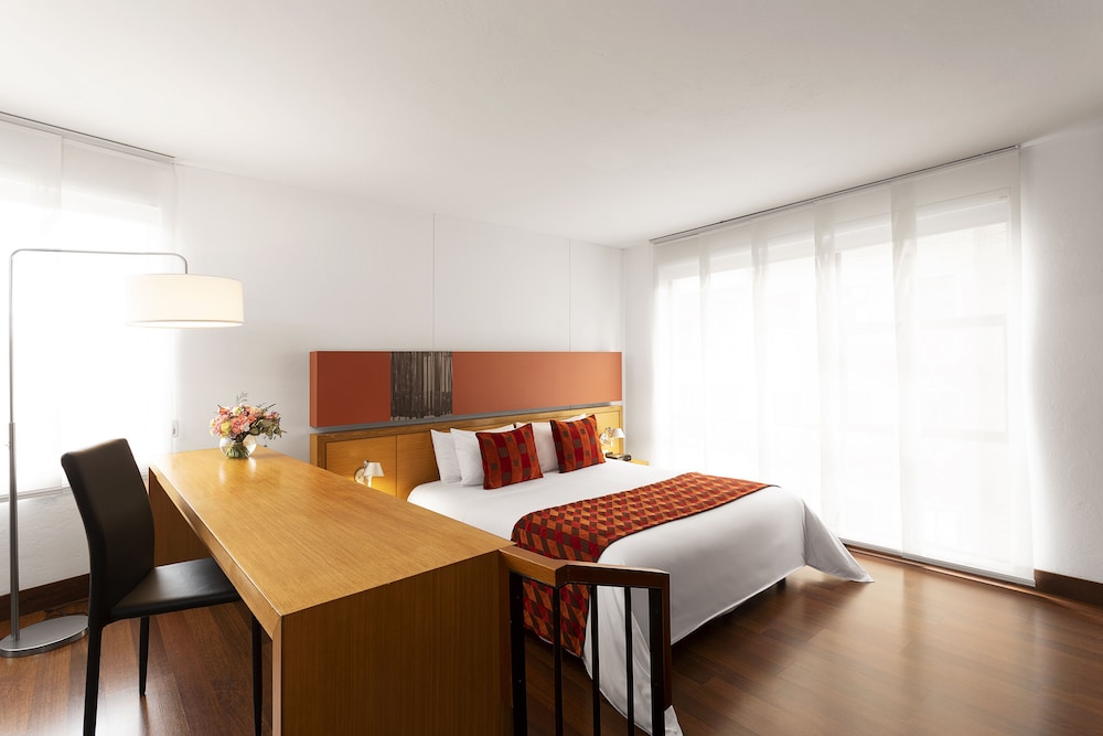 Superior Room, 1 Queen Bed - Photo 8