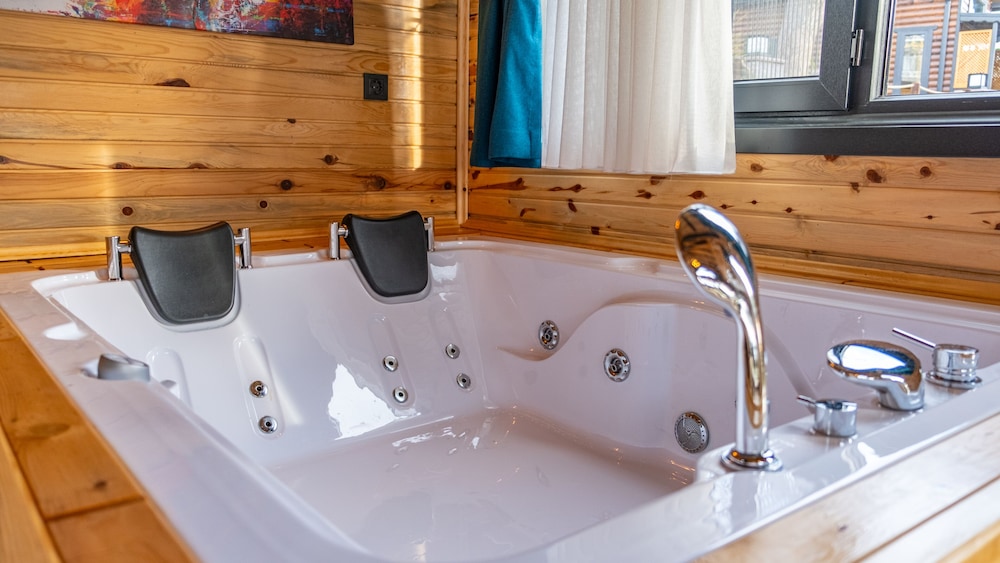 Jakuzili Cift Kisilik Bungalov photo 3