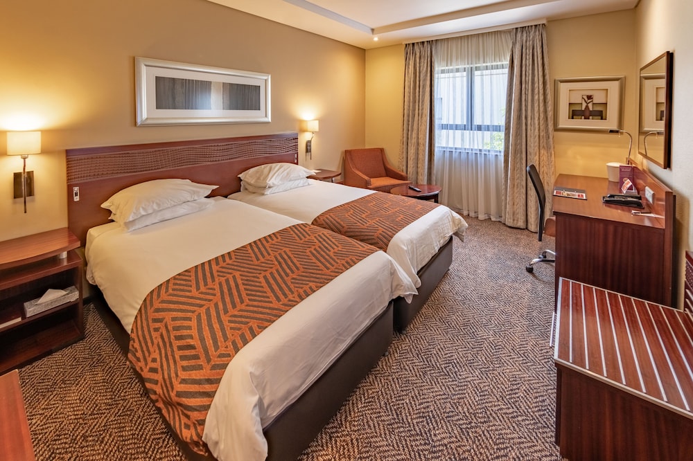 Twin Room, Non Smoking photo 2
