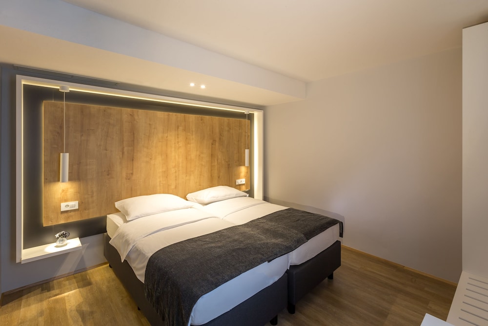 Junior Suite - Photo 6