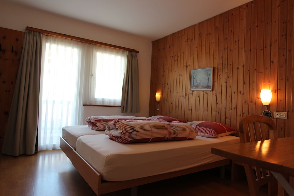 Economy Twin Room, 1 Bedroom, Valley View, Mountainside (DEDZ) photo 2