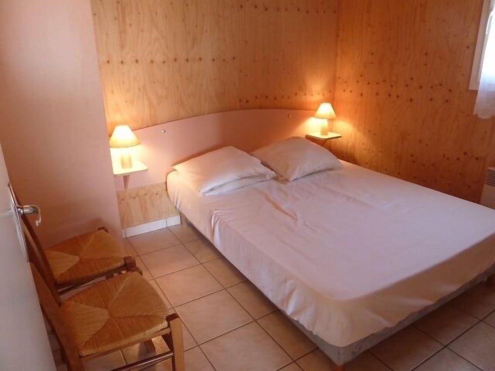 Cottage, 1 Bedroom (for 4) photo 2