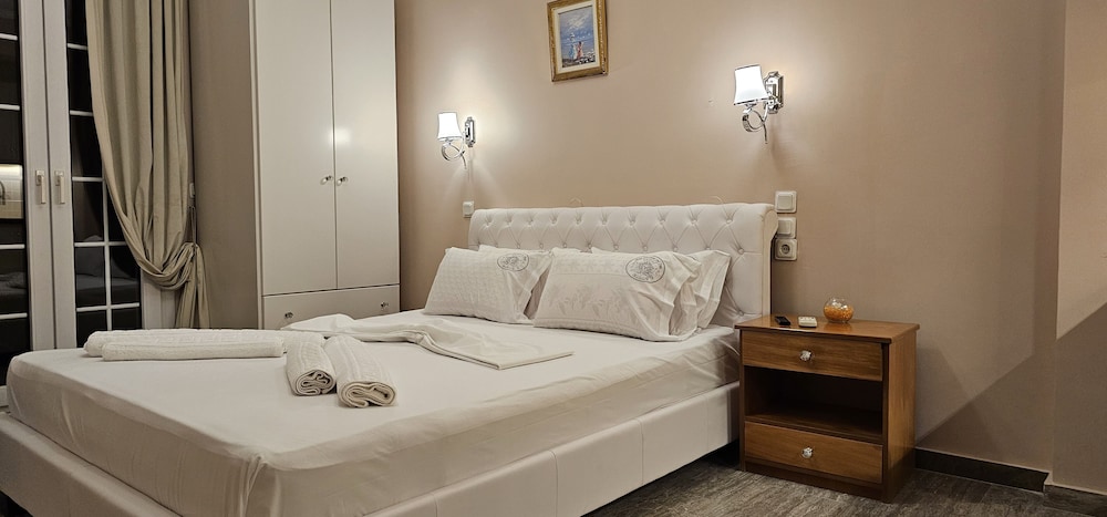 Deluxe Studio Suite photo 2