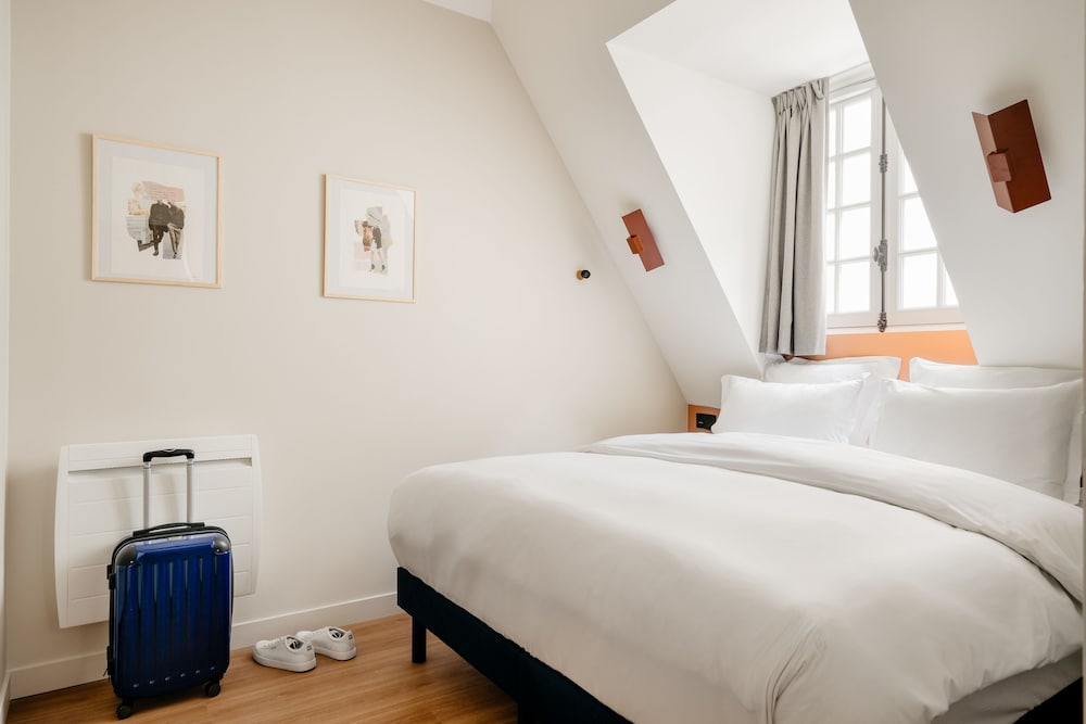 Apartment n°301 : 2-bedrooms photo 2