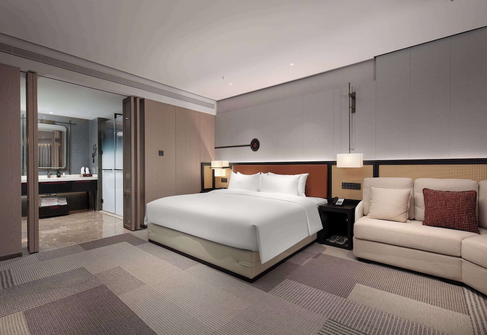 Executive Room, 1 King Bed, Non Smoking photo 1