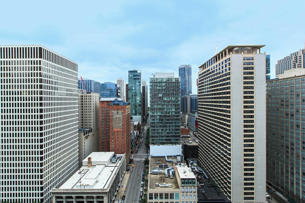 Single Room, 1 Bedroom, City View (Mobility Accessible, Tub)