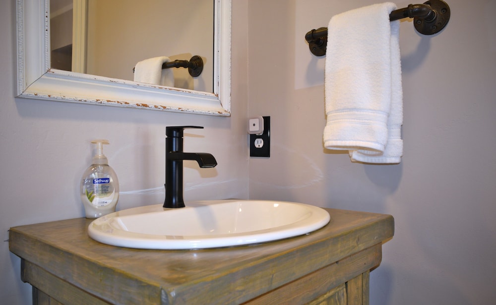 Suite 4 Violet Villa photo 3