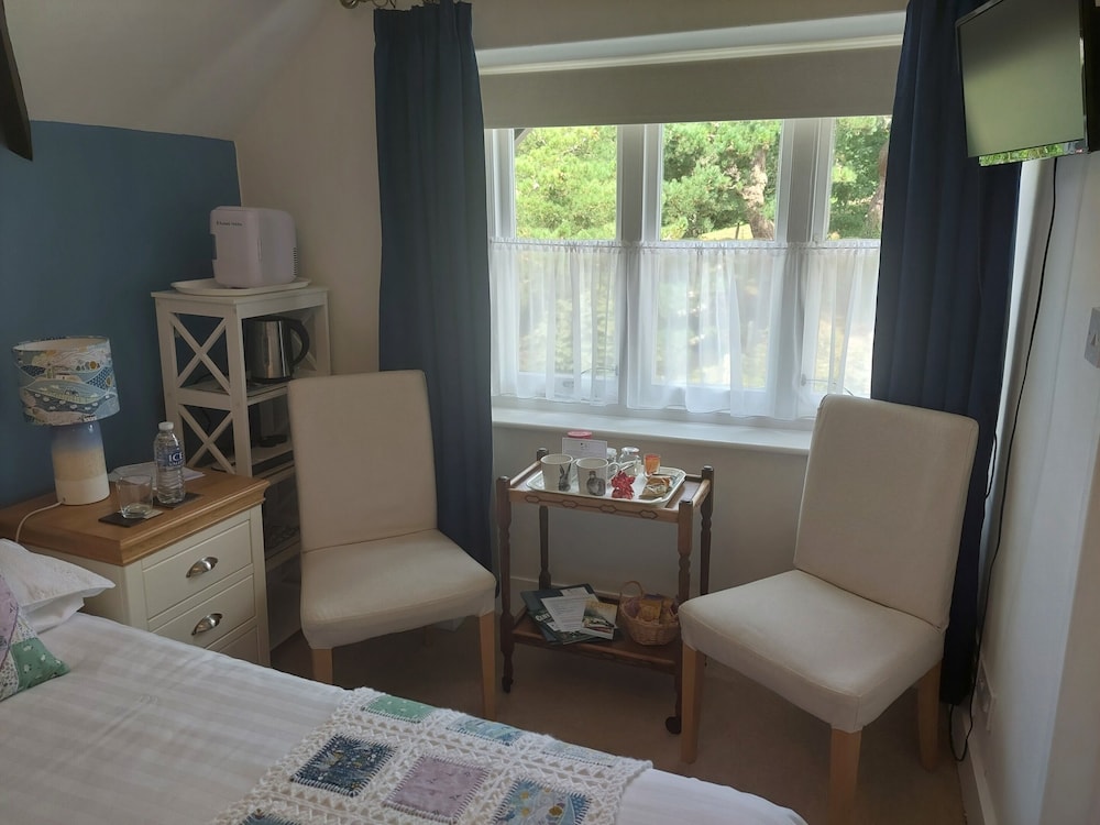 Double Room, Ensuite (Room 6,  Second Floor) photo 2