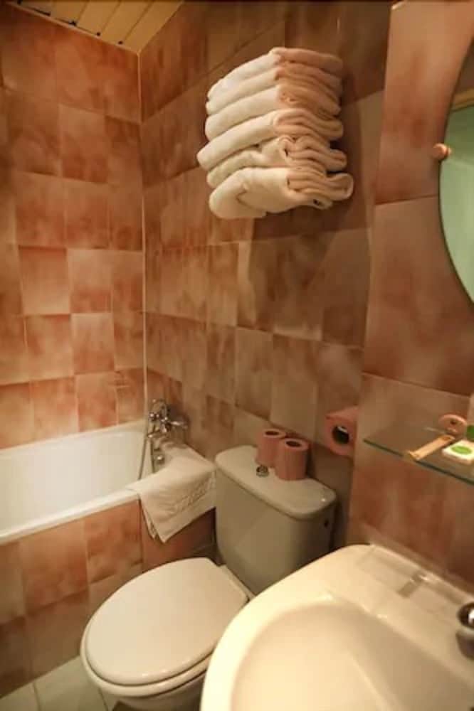 Single Room photo 3
