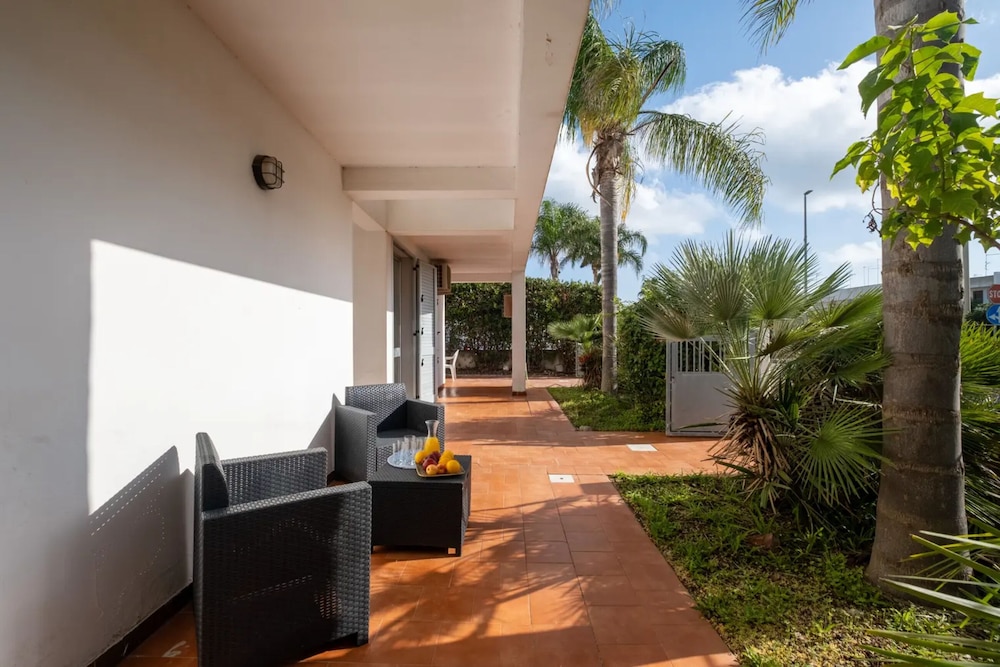 House, 2 Bedrooms, Smoking, Garden View