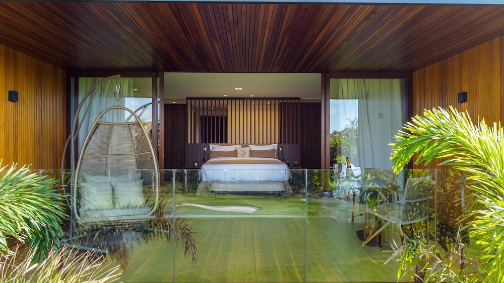 Luxury Room, Patio, Golf View - Photo 3