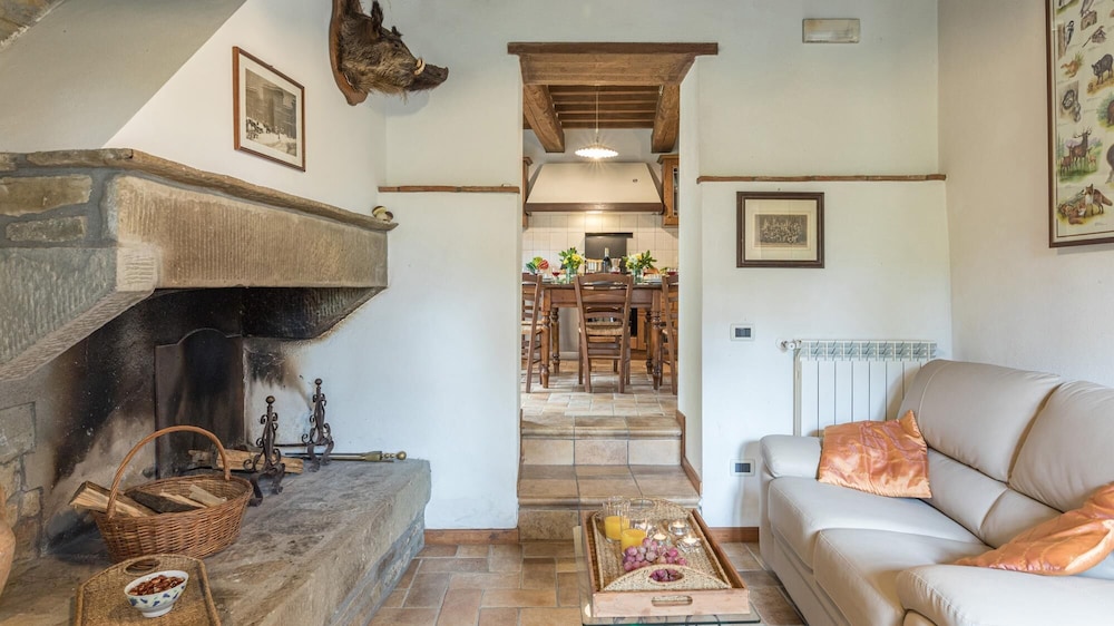 Villa photo 1