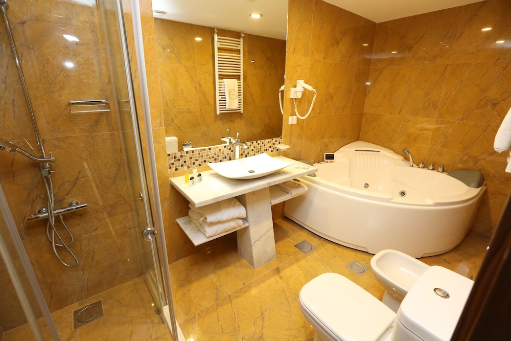 Presidential Apartment, 2 Bedrooms, Jetted Tub photo 1