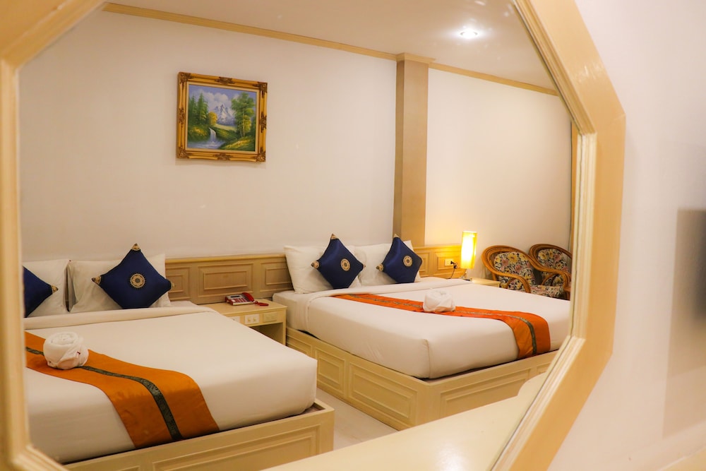Standard Triple Room - Photo 12