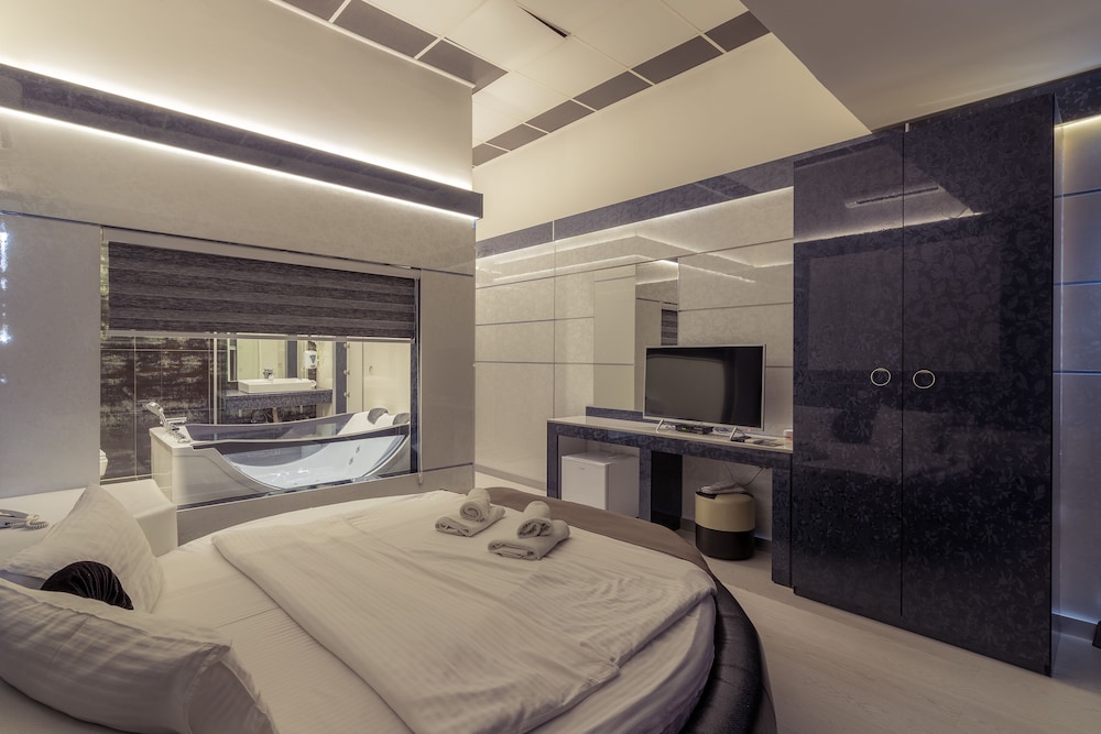 Exclusive Room (with SPA)