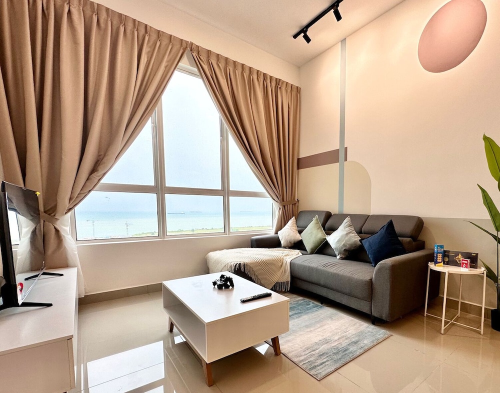Classic Apartment, 2 Bedrooms, Accessible photo 1