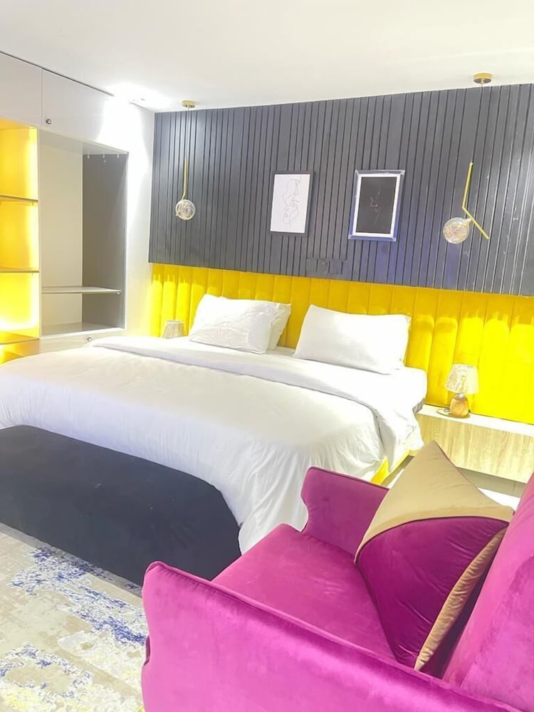 Luxury Apartment, 2 Bedrooms, 2 Bathrooms photo 3