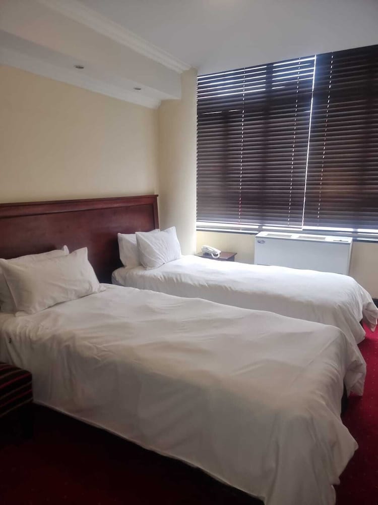 Standard Twin Room, City View