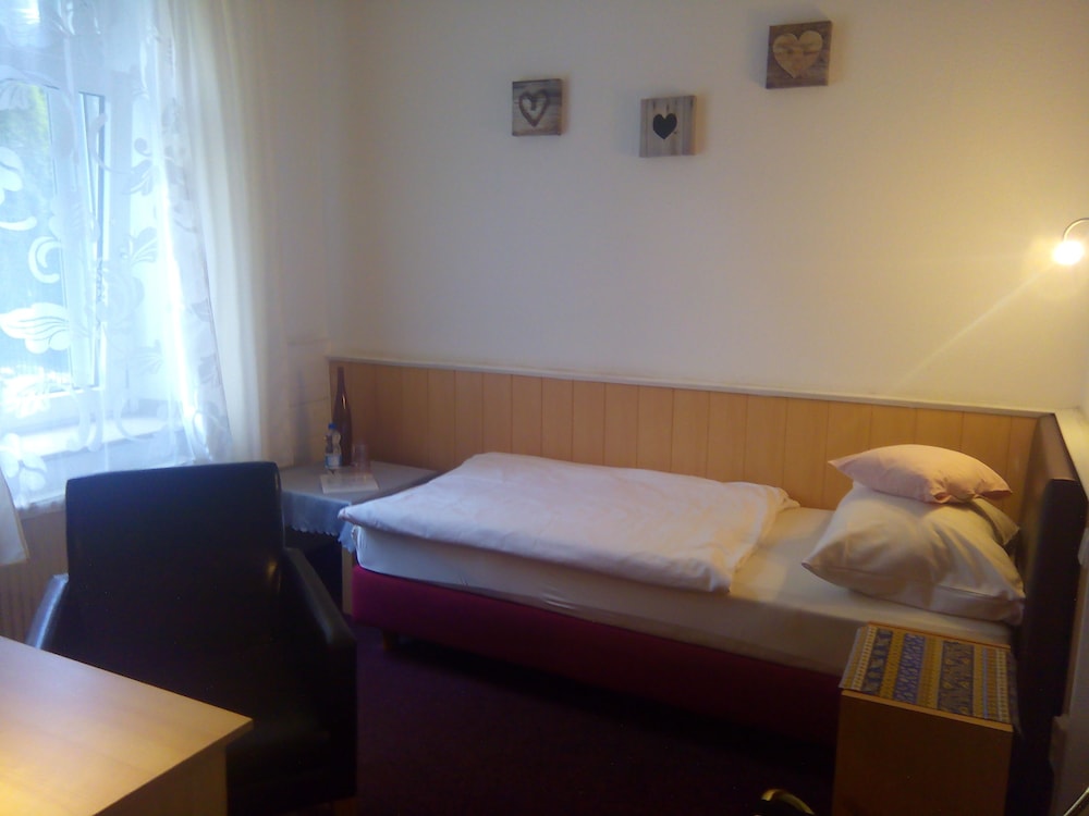 Standard Single Room photo 3