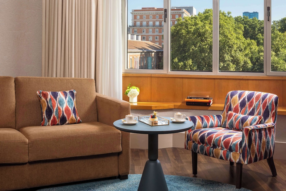 Junior Suite (Prado View)