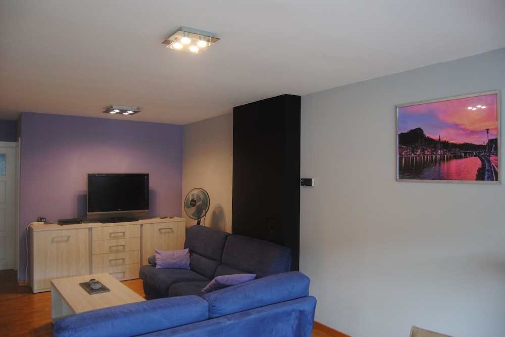 Suite, River View photo 1
