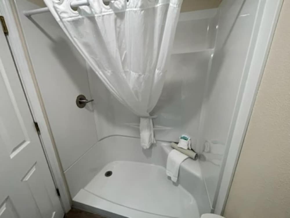Room, 1 Queen Bed with Sofa bed, Non Smoking, Kitchen, photo 6