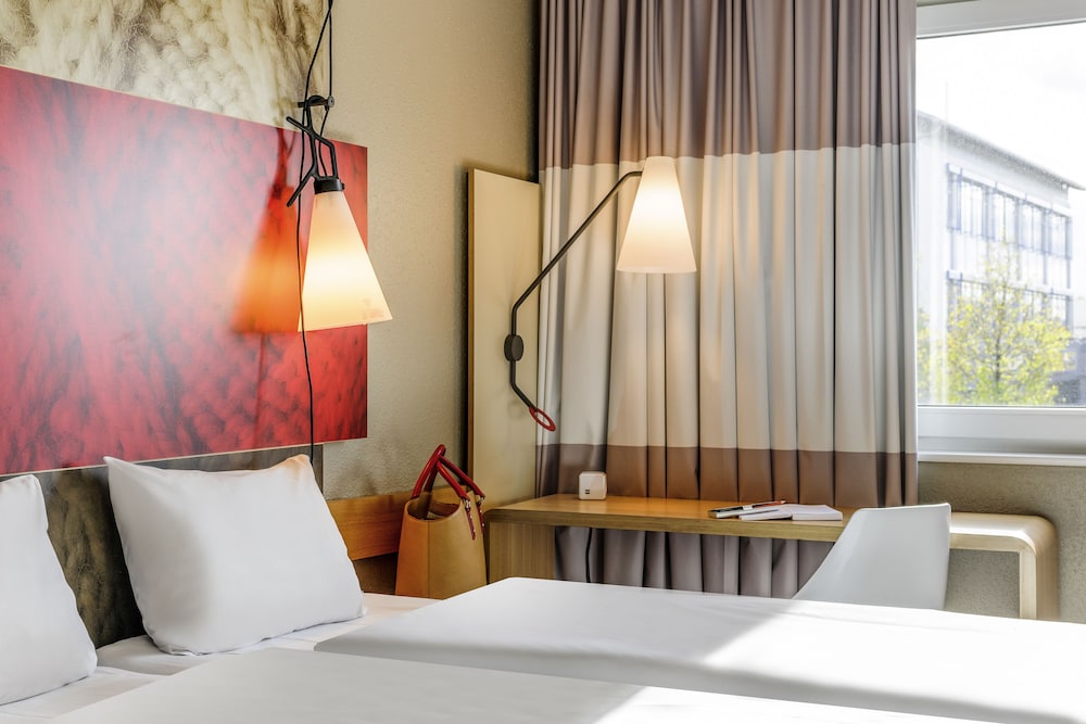 Standard Room, 2 Twin Beds - Photo 3
