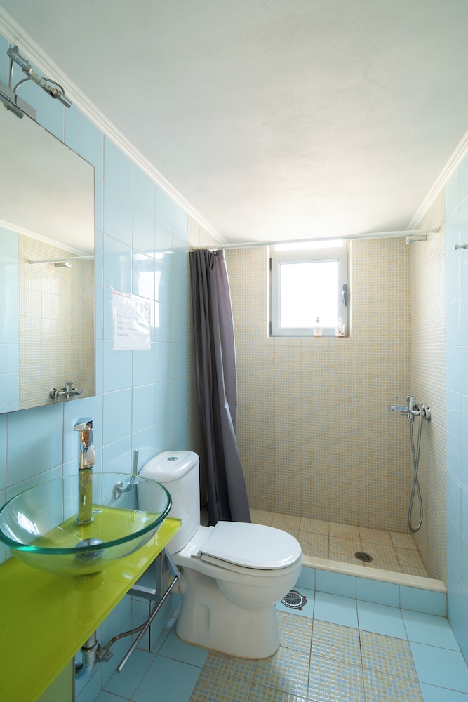 Duplex, 2 Bedrooms, Non Smoking photo 3