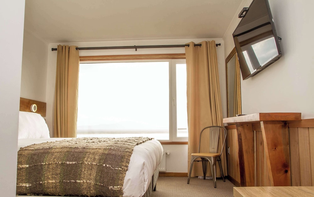Standard Room, 1 Double Bed, Non Smoking, Ocean View photo 2