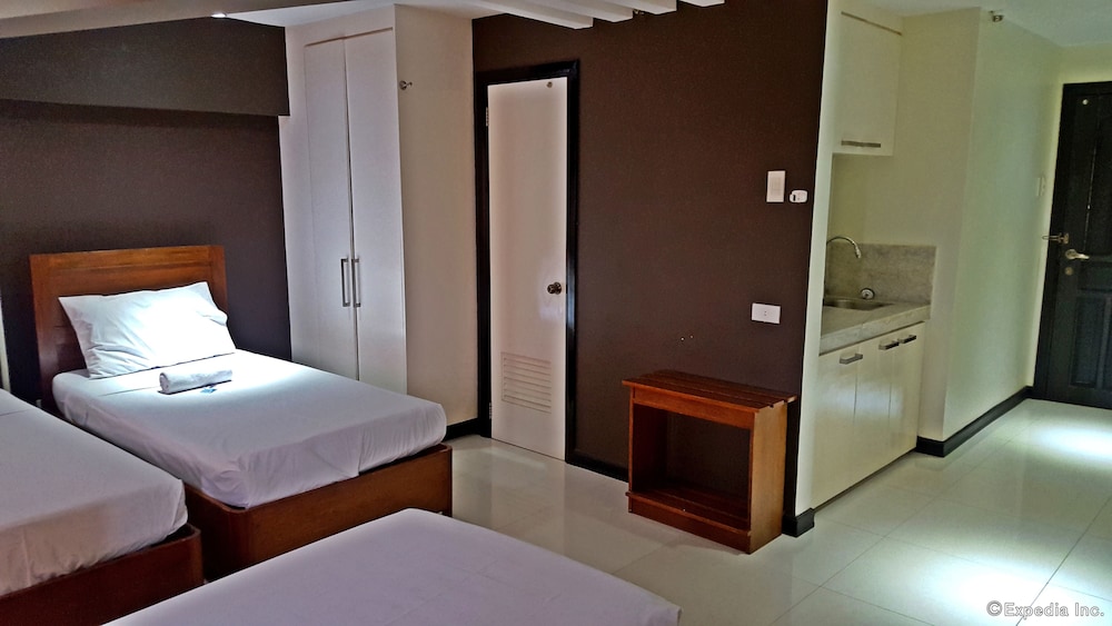 Deluxe Room (Quadruple) photo 2