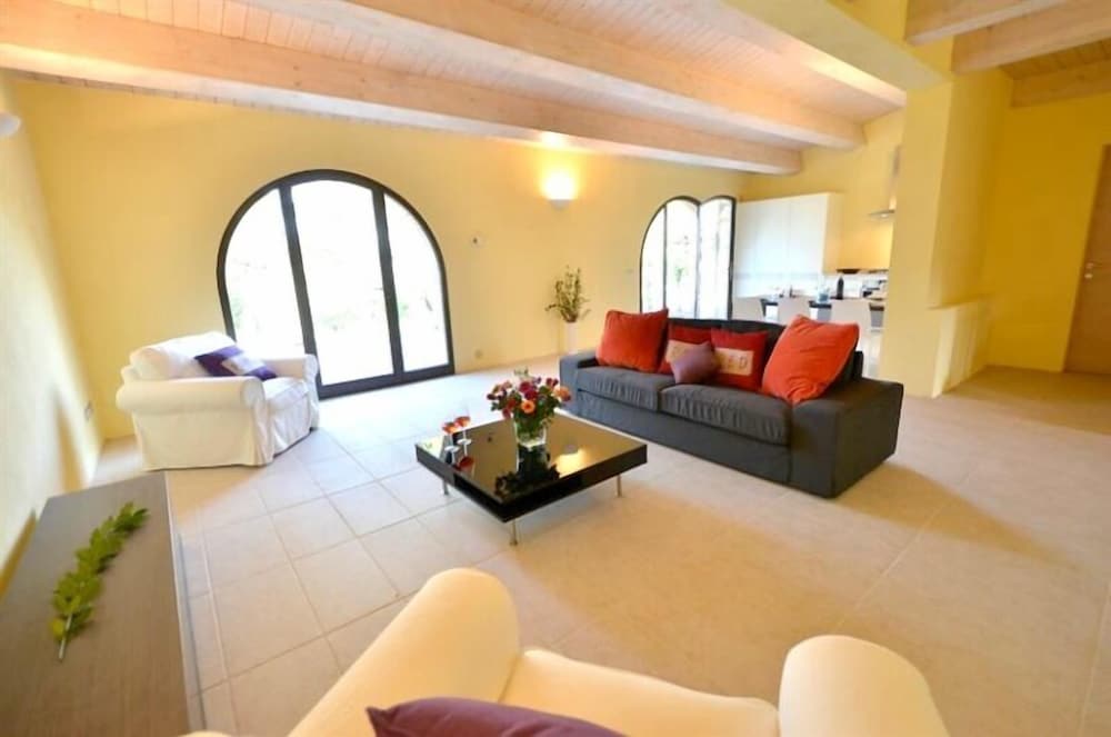 Deluxe Villa