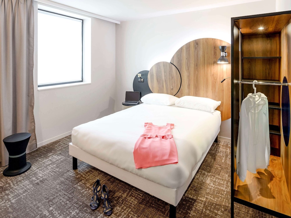Standard Room, 1 Double Bed thumbnail 5