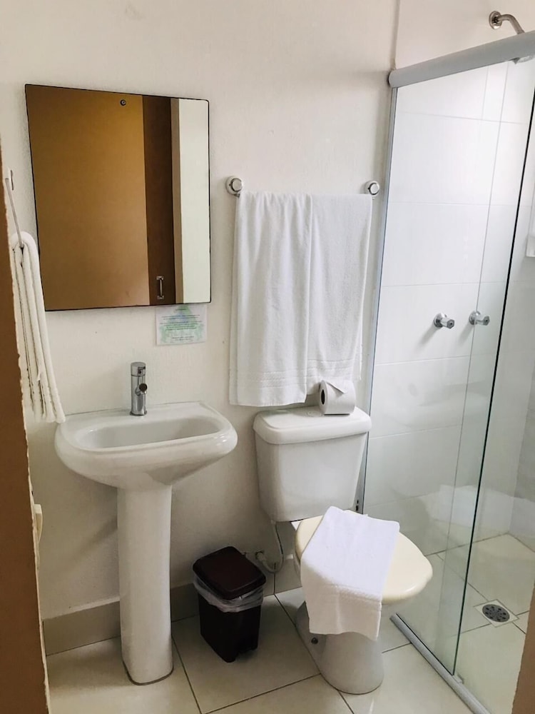 Standard Triple Room - Photo 4