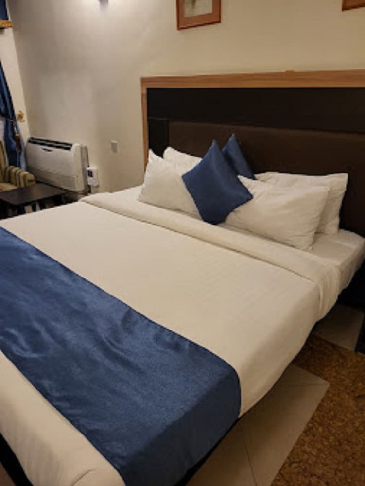 Classic Room - Photo 1