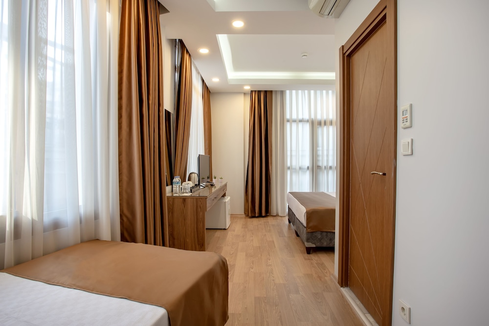 Deluxe Room, Smoking, Balcony photo 3
