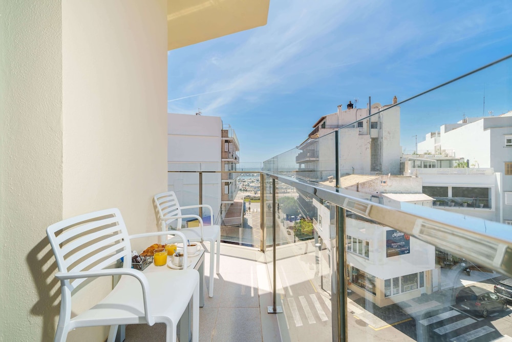 Superior Double Room, Balcony - Photo 6