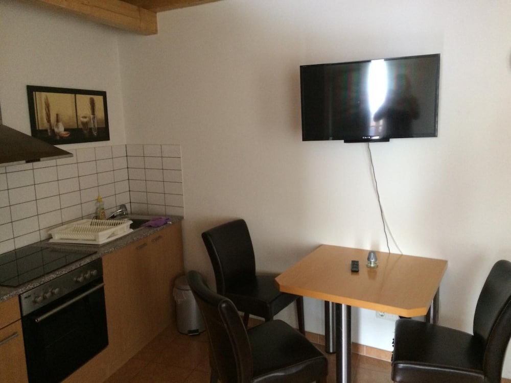Deluxe Chalet, 1 Queen Bed with Sofa bed, Non Smoking, Kitchenette photo 3
