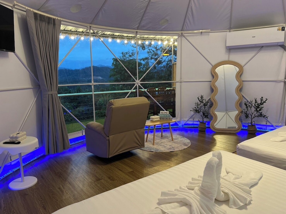 Signature Room