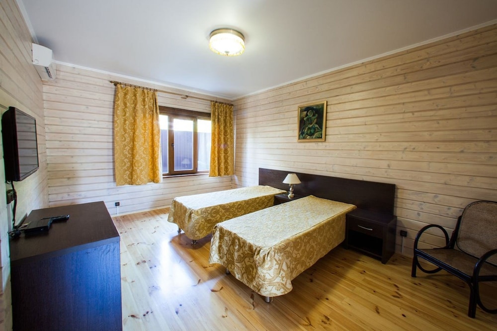Double Or Twin Room (Large) photo 1