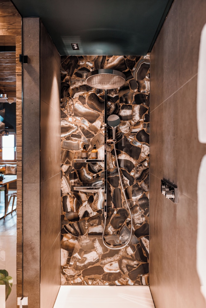 Adler Suite - Photo 5