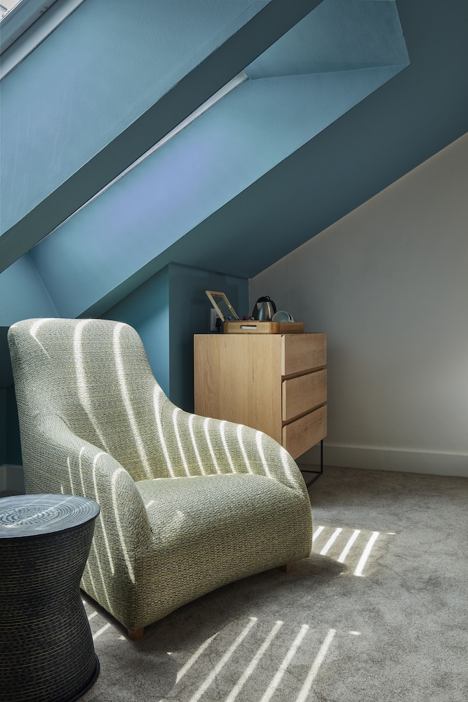 Loft, 1 King Bed - Photo 2