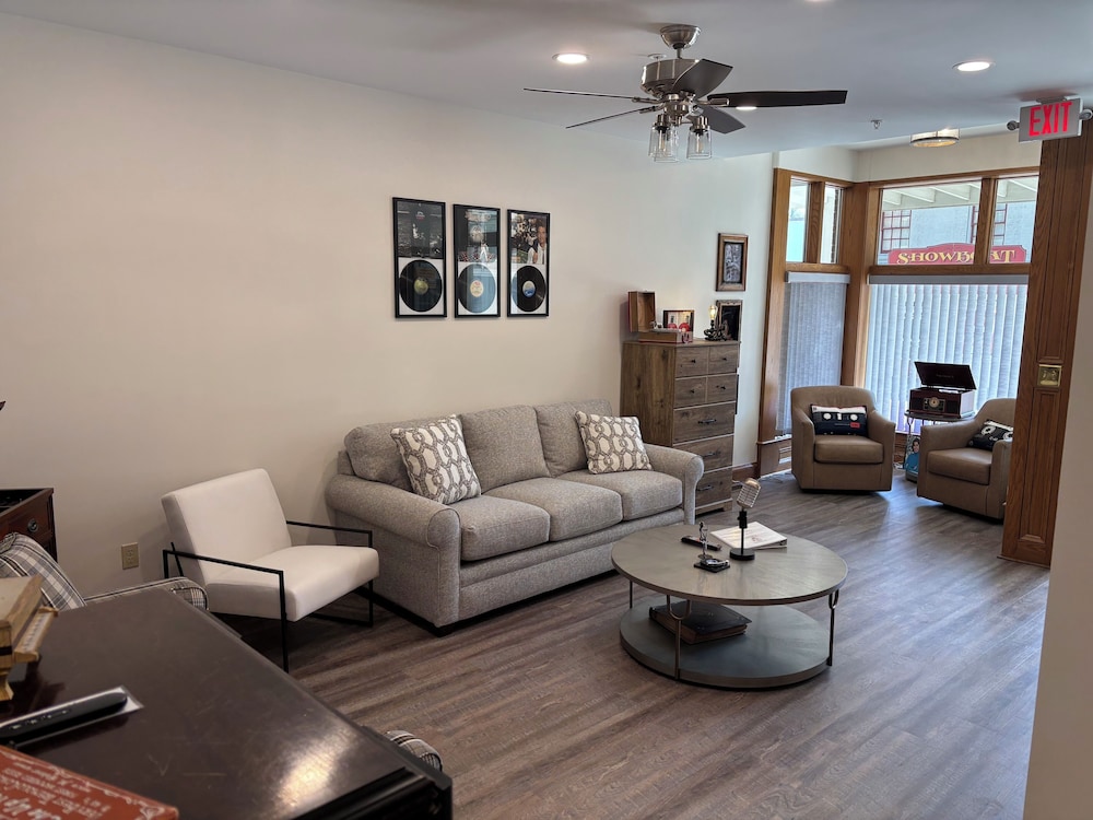 Decades Music Hall Suite