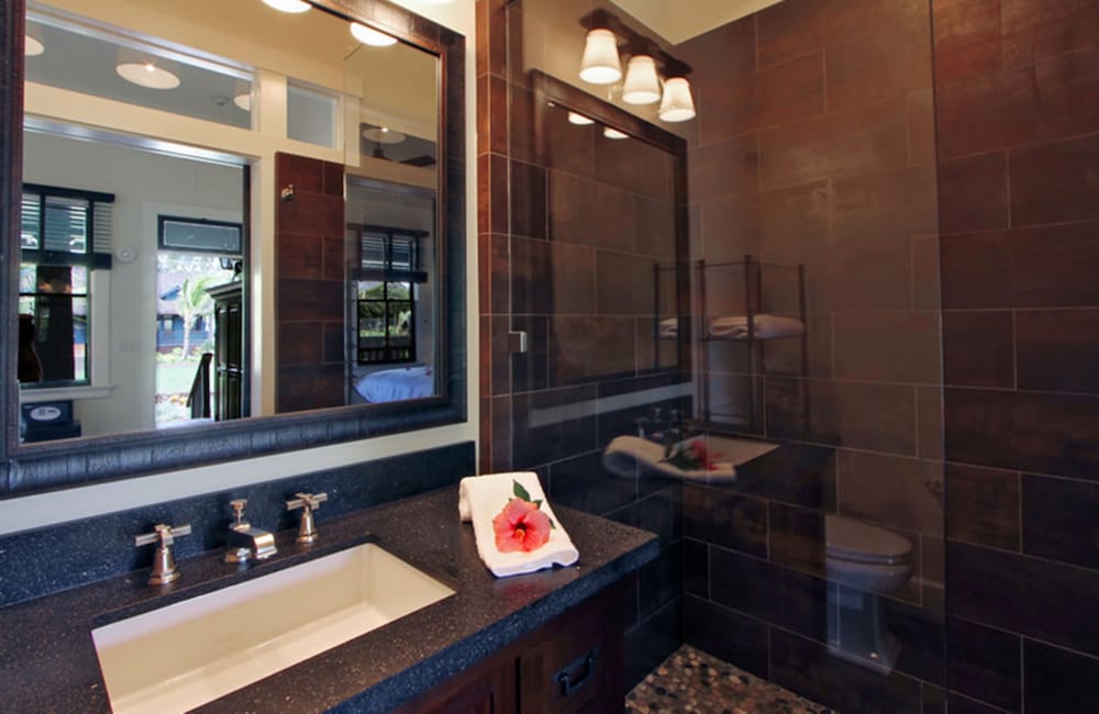 Room, Multiple Beds, Partial Ocean View (with Twin Daybed) - Photo 4