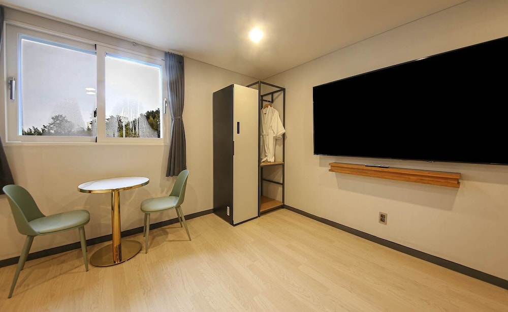 Superior Room - Photo 3