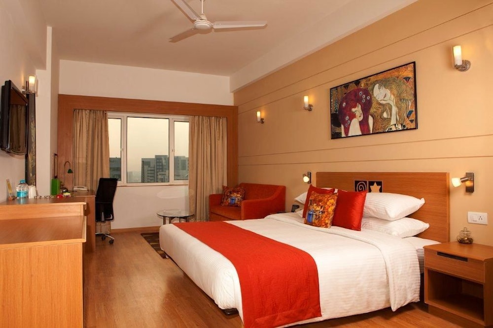 Deluxe Suite photo 2