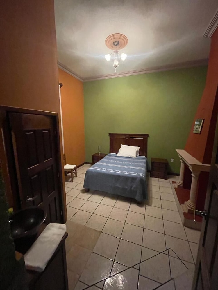Traditional Room photo 1