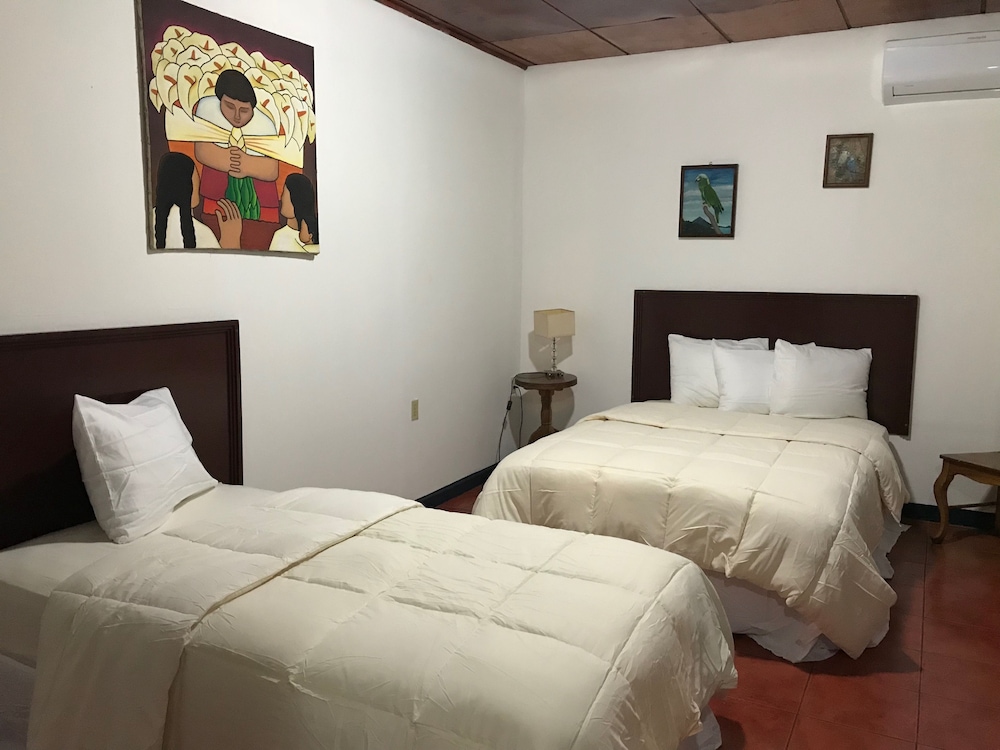 Triple Room photo 2