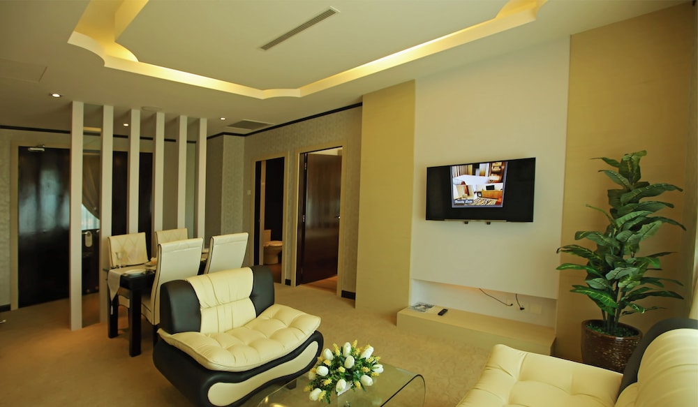 Presidential Suite photo 3